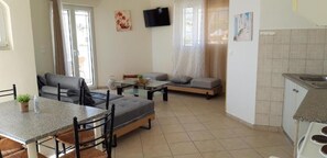 Apartment, 2 Bedrooms, Sea View | Living area