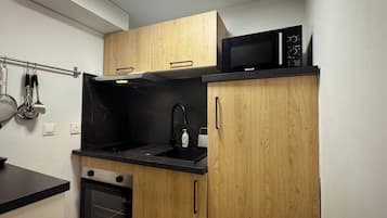 Microwave, oven, stovetop