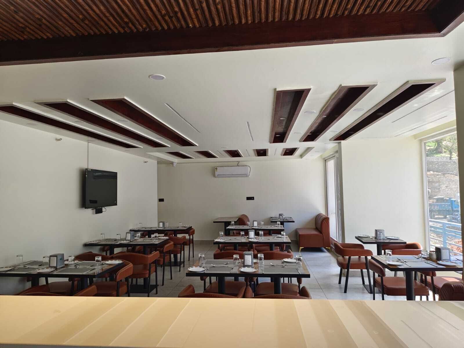 مطعم