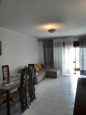 Interior - Vacances Albufeira Quiet Discreet Family Apartment With Private Pool (Albufeira)