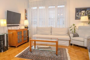 Superior-lejlighed - balkon - byudsigt | Opholdsområde | Fladskærms-tv