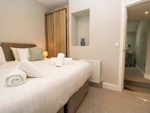 Casa de campo | 2 dormitorios, decoración individual, mobiliario individual