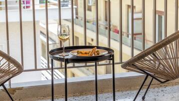 Executive Apartment, Balcony | Iron/ironing board, free WiFi