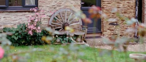 Mặt tiền nơi lưu trú