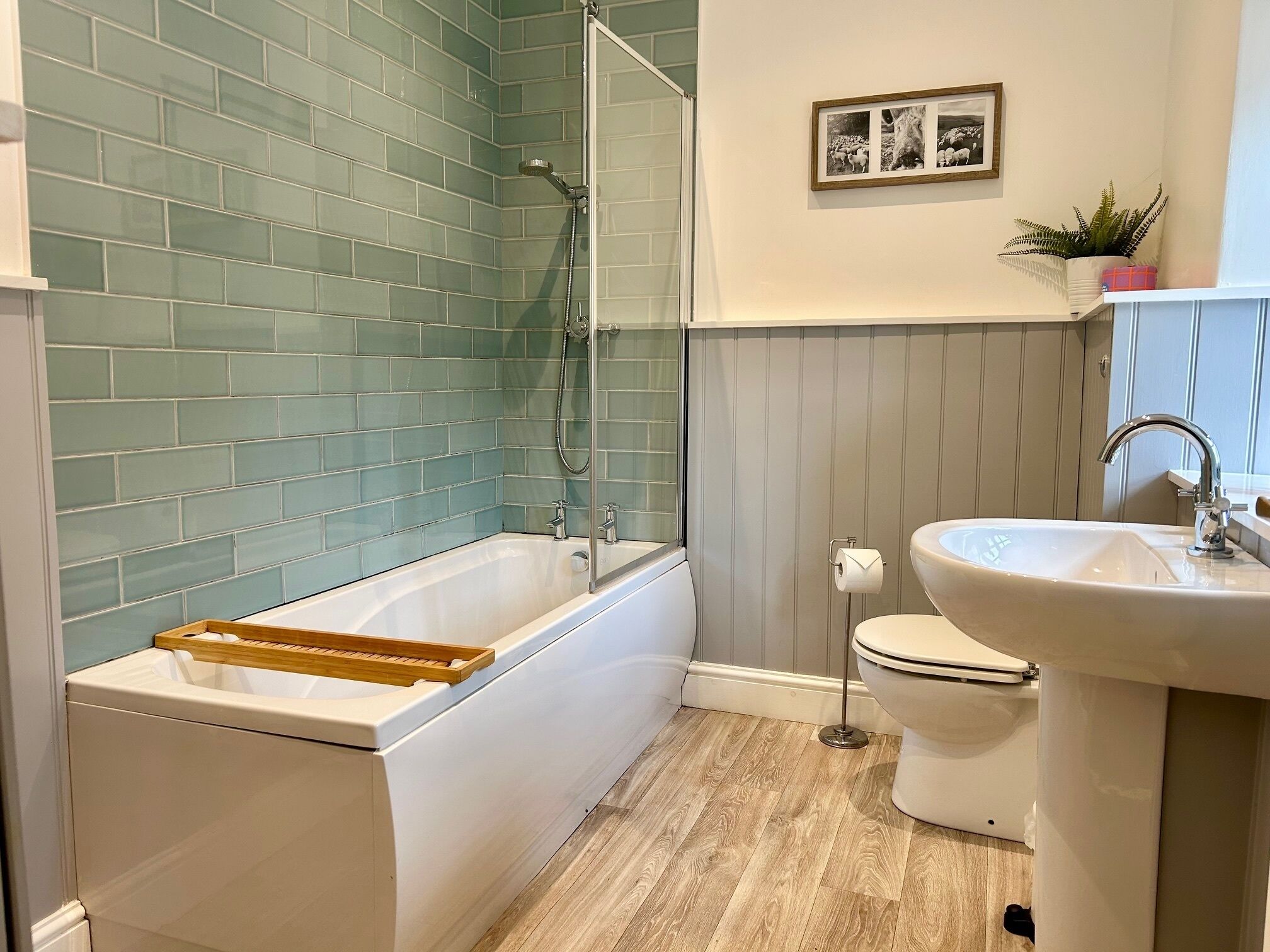 Appartement Confort, salle de bains privée, vue jardin | Salle de bain