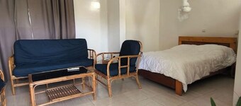 Charming ministudio at Fann Hock
