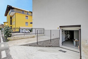 Apartamento familiar, varias habitaciones (Thomas's House) | Jardines del alojamiento