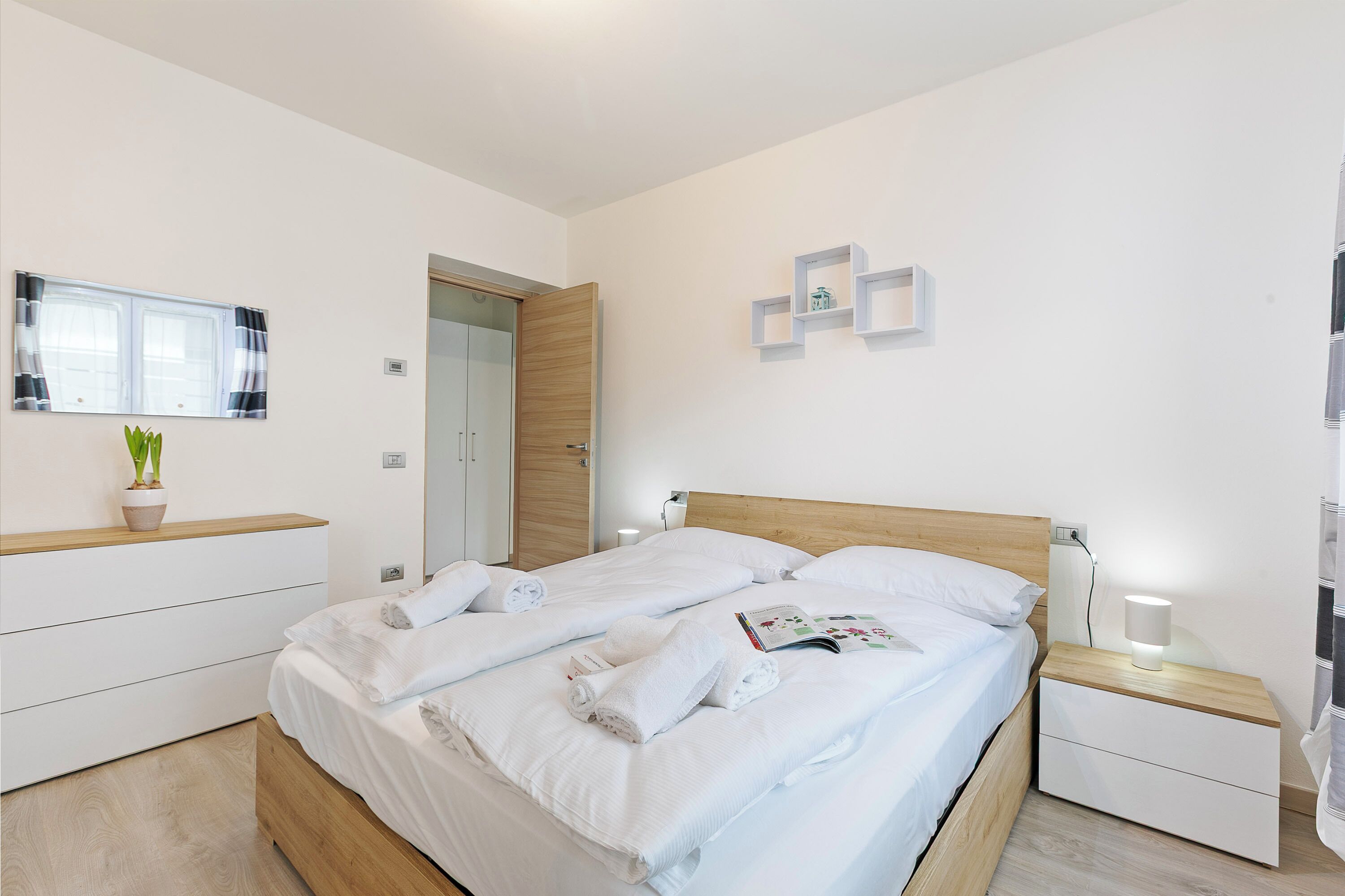 Appartement Familial, plusieurs chambres (Thomas's House) | 3 chambres, fer et planche à repasser, Wi-Fi gratuit, draps fournis