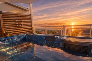 Bañera de hidromasaje exterior