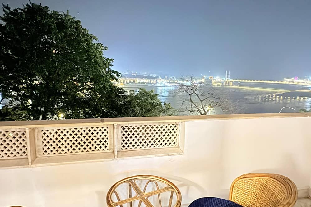 Luxury 2 Bedroom's Apartment