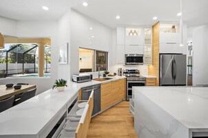 5 habitaciones y acceso a internet 
