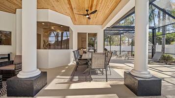 House | 5 bedrooms, Internet