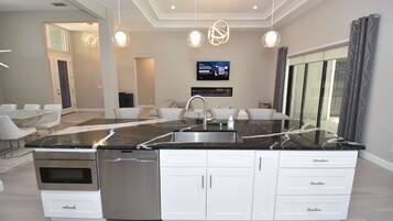 House | 3 bedrooms, high-speed internet