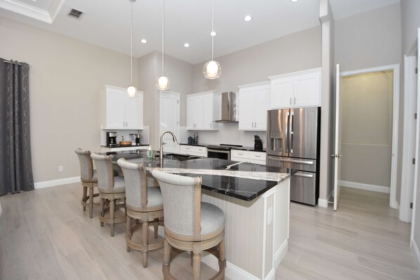 3 bedrooms, Internet - The Beach Pool Game Retreat (Palm Coast)