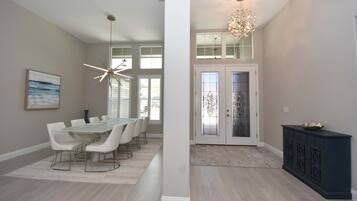 House | 3 bedrooms, high-speed internet