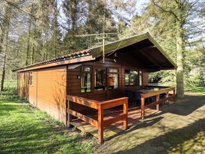 Exterior - Kestrel (Alford)