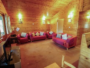 Living area - Kestrel (Alford)