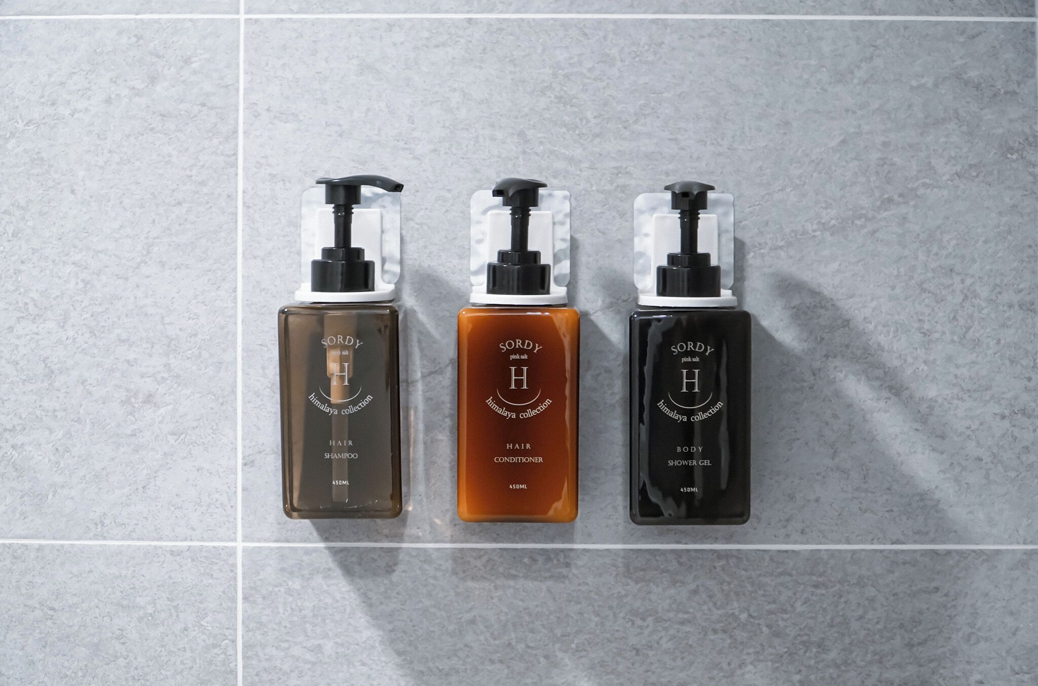 Habitación individual básica, no fumadores, No se admiten mascotas | Baño | Bañera y ducha independientes y artículos de higiene personal gratuitos