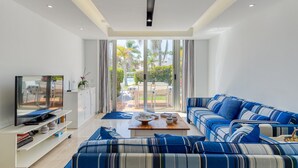 Unclassified image, 5 of 40, button - Holiday Home in Spain Near the Beach & Marina (San Bartolomé de Tirajana)