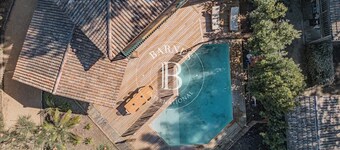 5-bedroom villa (sleeps 9), Grand Piquey forest edge