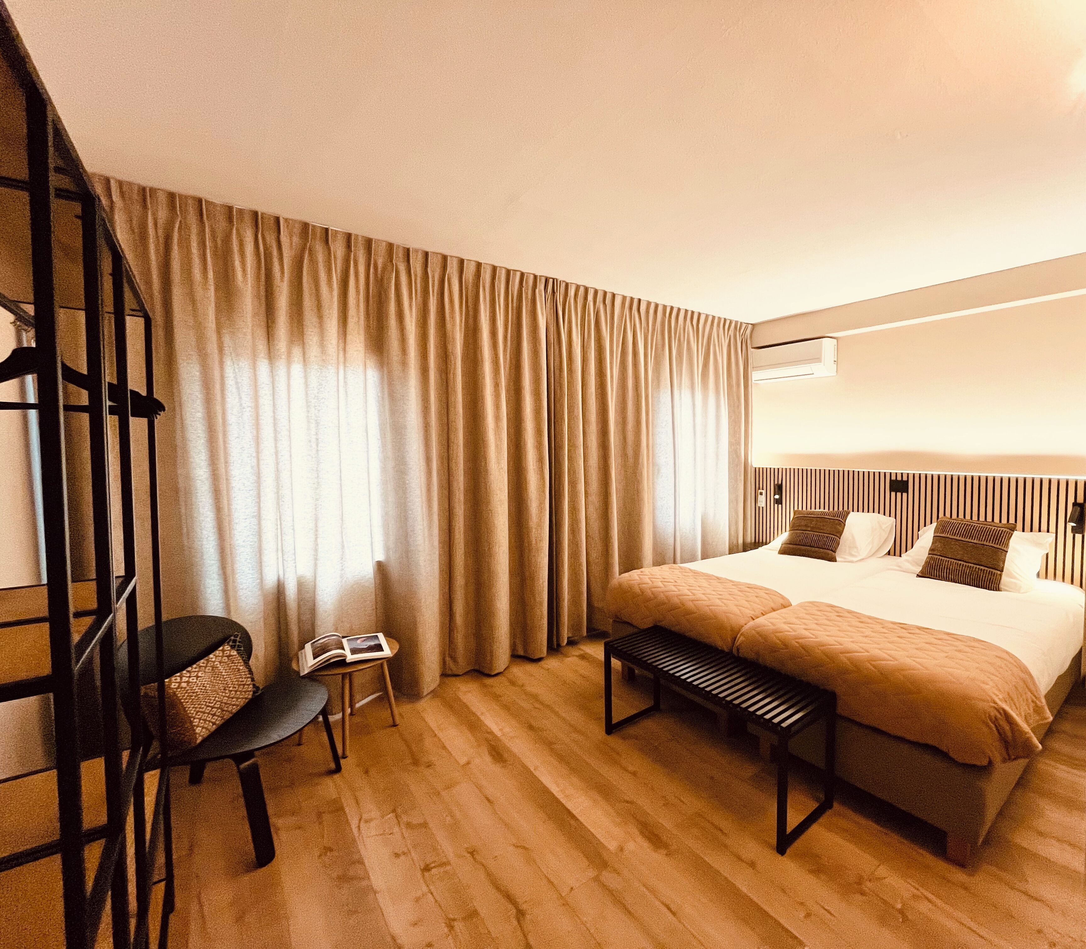 Deluxe Double or Twin Room | WiFi (free)