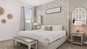 6 bedrooms, iron/ironing board, WiFi, bed sheets