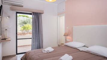 1 bedroom, travel crib, WiFi, bed sheets