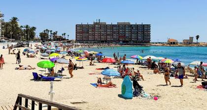 Beautiful 3 Bedroom Bungalow in Torrevieja, Close to Beach