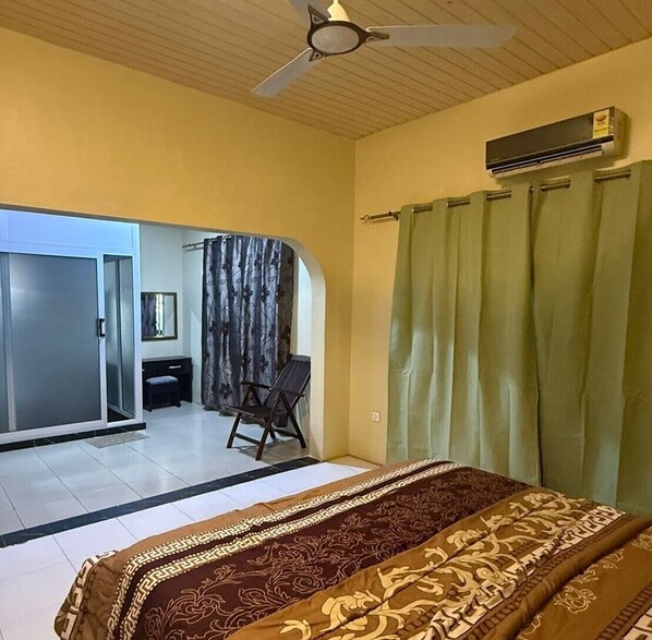 Apartment, 2 Bedrooms, Smoking, Patio | Bathroom - Welcome Home to Accra Apartment for Short Stay Rental (Accra)