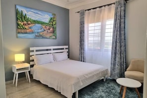 1 chambre, fer et planche à repasser, Wi-Fi, draps fournis
