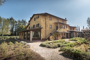 Front of property - Resort e Spa San Crispino (Assisi)