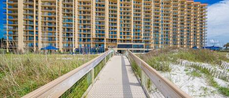 Condo, 2 Bedrooms | Exterior