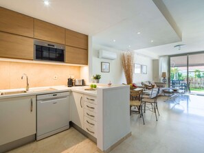 House | Private kitchen - Apartment in Pasito Blanco Near Private Beach (San Bartolomé de Tirajana)