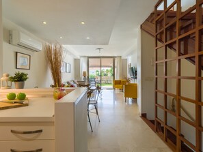 House | Private kitchen - Apartment in Pasito Blanco Near Private Beach (San Bartolomé de Tirajana)