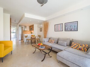 Living room - Apartment in Pasito Blanco Near Private Beach (San Bartolomé de Tirajana)