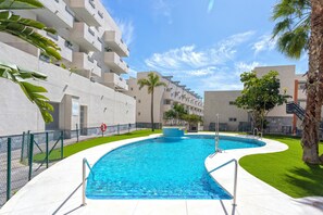 季節性室外泳池