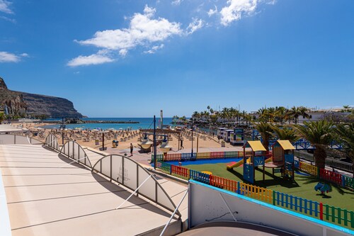 Apartment in Playa de Mogan With Sea Views