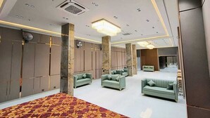 Dobbelt- eller tomannsrom – deluxe, byutsikt | Terrasse/patio