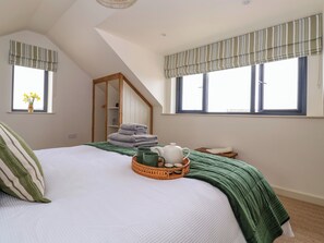 1 bedroom, individually decorated, individually furnished, free WiFi - The Cabin at Ropewalk (St. Agnes)