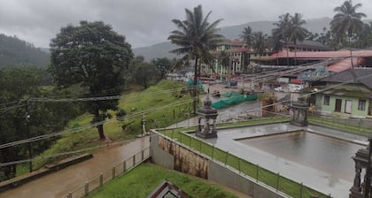 Padmashree lodge