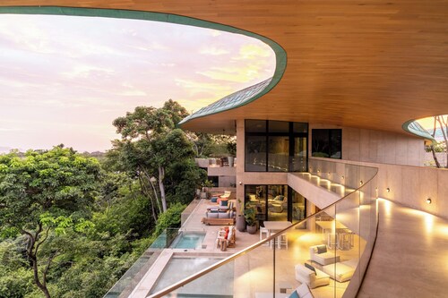 Villa Mariposa - Brand New - 7 Bedroom 8.5 Bath - Peninsula Papagayo