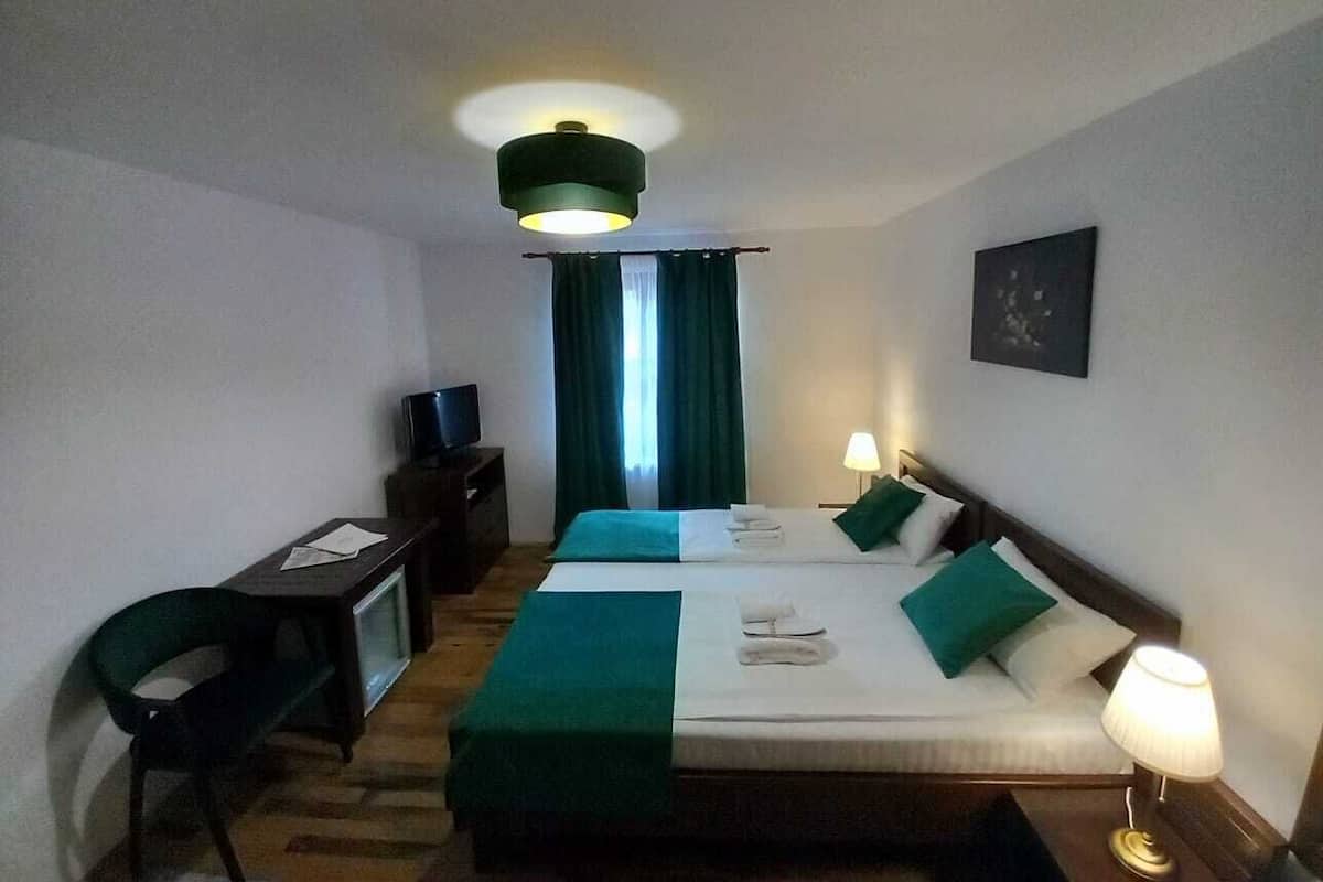 Deluxe Double Room | WiFi (free)