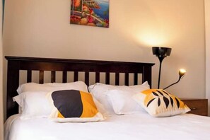 1 chambre, fer et planche à repasser, Wi-Fi, draps fournis