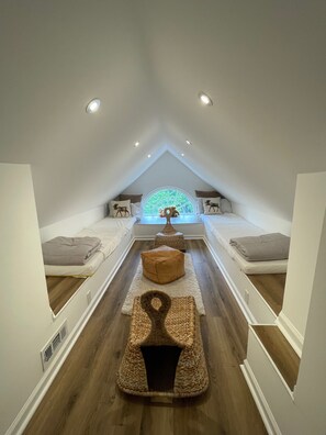 6 chambres, bureau, fer et planche à repasser, Wi-Fi