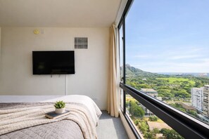 Iron/ironing board, WiFi