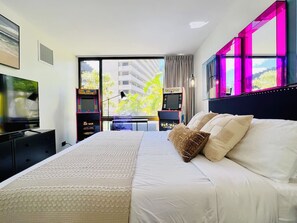 1 slaapkamer, een strijkplank/strijkijzer, reisbedje, wifi