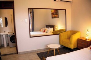 1 chambre, fer et planche à repasser, Wi-Fi, draps fournis