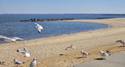 Beach Please - Home away from home