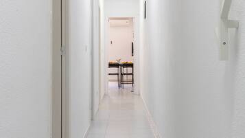 Apartment, 2 Bedrooms, Accessible, Balcony | Interior
