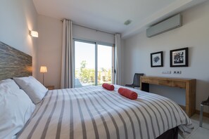 Villa | 2 habitaciones y tabla de planchar con plancha 